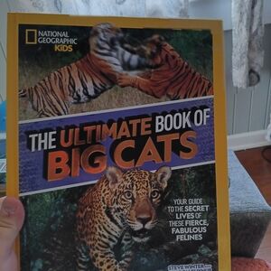 National Geographic Kids — The Ultimate Book of Big Cats (Orange/Black)